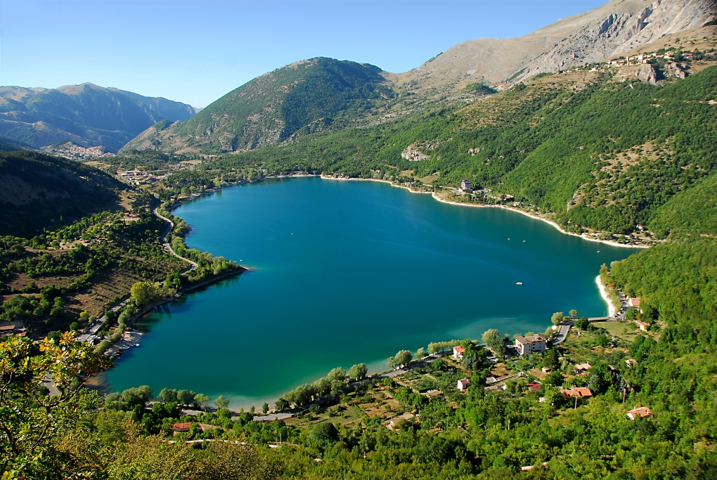 Lago di Scanno – Sentiero del Cuore - Abruzzo Regione Benessere